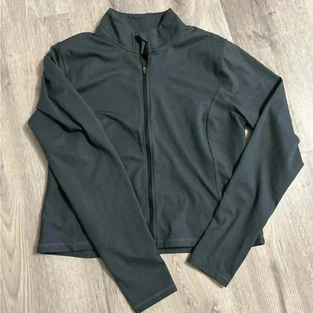 Gaiam Women’s Performance Jacket